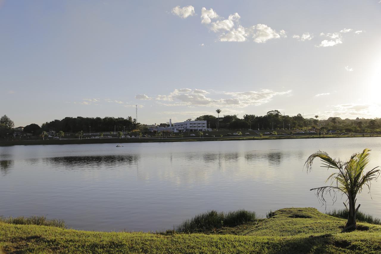 Beira Lago Palace Hotel Morrinhos  Exterior foto